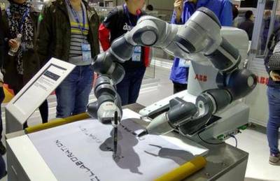 從象牙塔到產(chǎn)業(yè)前沿 她以機器人技術(shù)驅(qū)動自動化革新