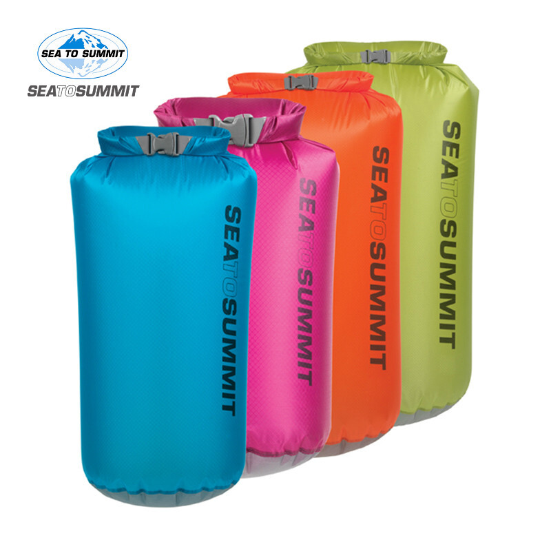 SEA TO SUMMIT Ultrasil 超輕防水袋 20L 綠色款的戶外防水守護者
